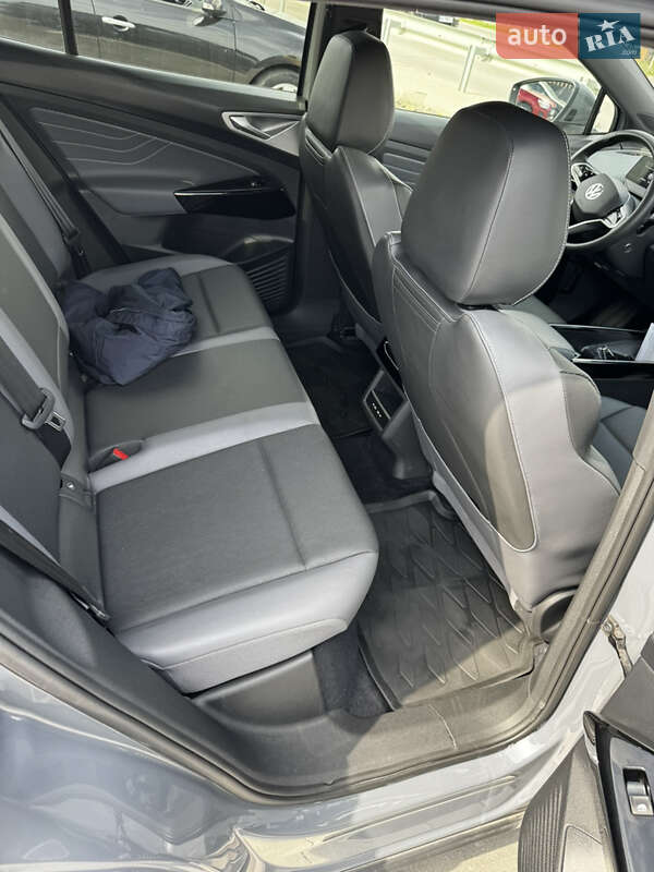 Внедорожник / Кроссовер Volkswagen ID.4 2023 в Луцке