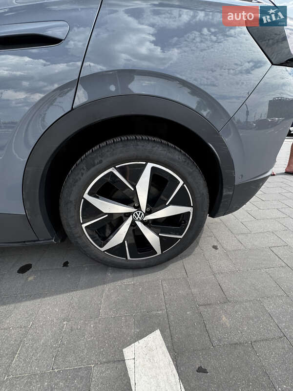 Внедорожник / Кроссовер Volkswagen ID.4 2023 в Луцке