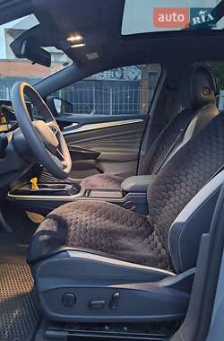 Внедорожник / Кроссовер Volkswagen ID.4 2022 в 