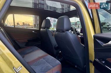 Внедорожник / Кроссовер Volkswagen ID.4 2020 в 