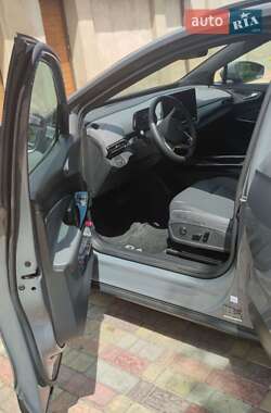 Позашляховик / Кросовер Volkswagen ID.4 2024 в 