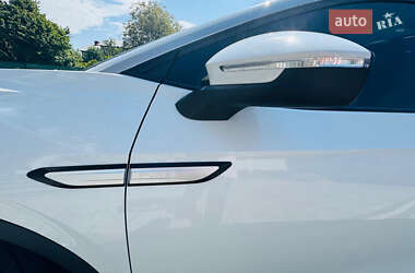 Внедорожник / Кроссовер Volkswagen ID.4 2022 в 
