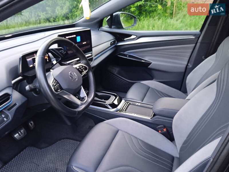 Позашляховик / Кросовер Volkswagen ID.4 2021 в Чернівцях