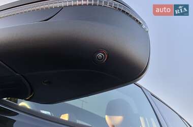 Внедорожник / Кроссовер Volkswagen ID.4 2020 в 