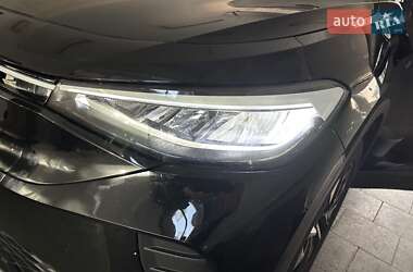 Внедорожник / Кроссовер Volkswagen ID.4 2023 в 