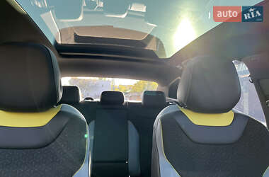 Позашляховик / Кросовер Volkswagen ID.4 2021 в 