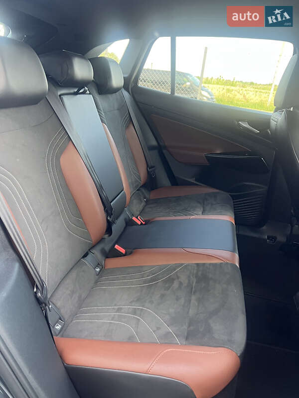 Позашляховик / Кросовер Volkswagen ID.4 2021 в Львові