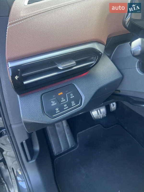 Позашляховик / Кросовер Volkswagen ID.4 2021 в Львові