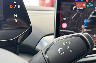 Позашляховик / Кросовер Volkswagen ID.4 2024 в 