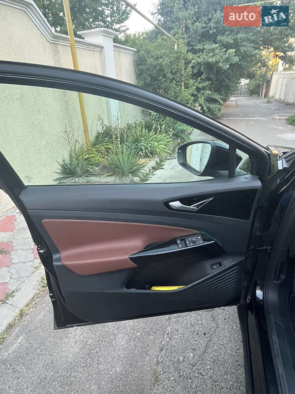 Позашляховик / Кросовер Volkswagen ID.4 2023 в Одесі