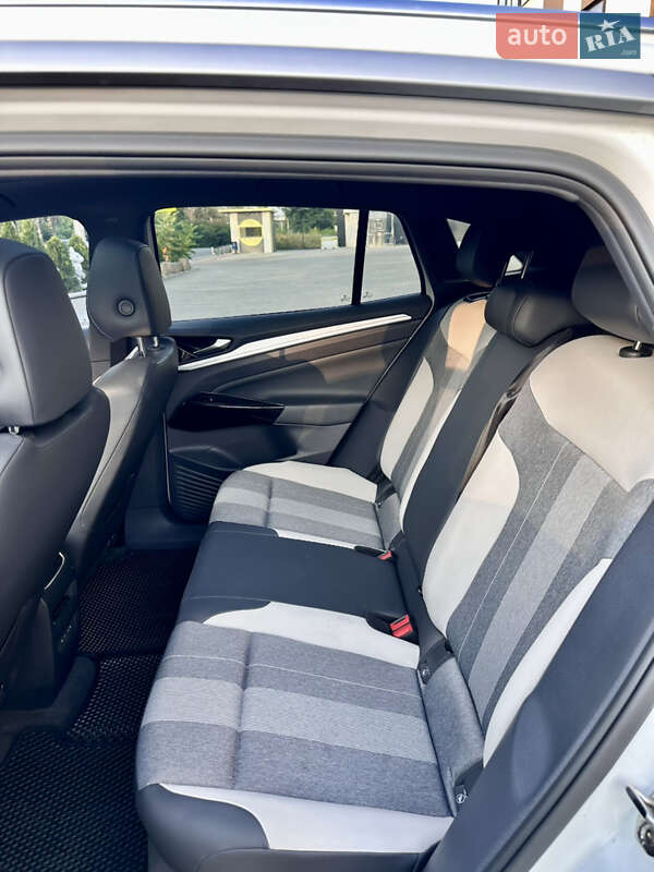 Позашляховик / Кросовер Volkswagen ID.4 2021 в Вінниці