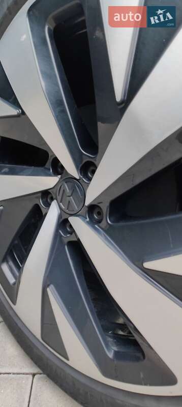 Внедорожник / Кроссовер Volkswagen ID.4 2022 в Черновцах