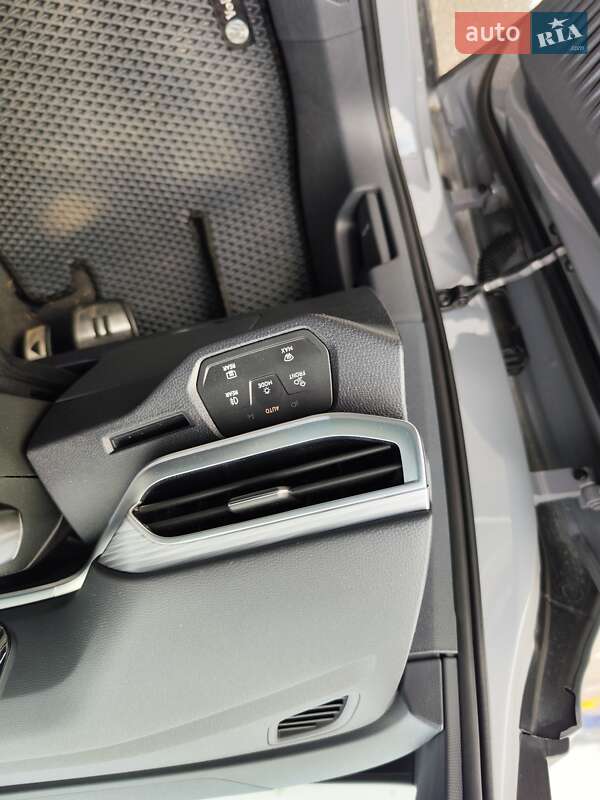 Внедорожник / Кроссовер Volkswagen ID.4 2021 в Львове фото 24 Внедорожник / Кроссовер Volkswagen ID.4 2021 в Львове