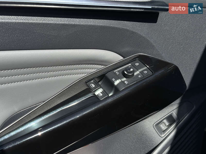 Внедорожник / Кроссовер Volkswagen ID.4 2021 в Львове фото 26 Внедорожник / Кроссовер Volkswagen ID.4 2021 в Львове