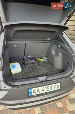 Внедорожник / Кроссовер Volkswagen ID.4 2022 в 