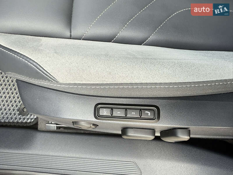 Позашляховик / Кросовер Volkswagen ID.4 2022 в Полтаві