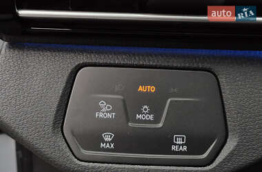 Внедорожник / Кроссовер Volkswagen ID.4 2021 в 
