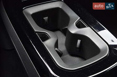Внедорожник / Кроссовер Volkswagen ID.4 2021 в 