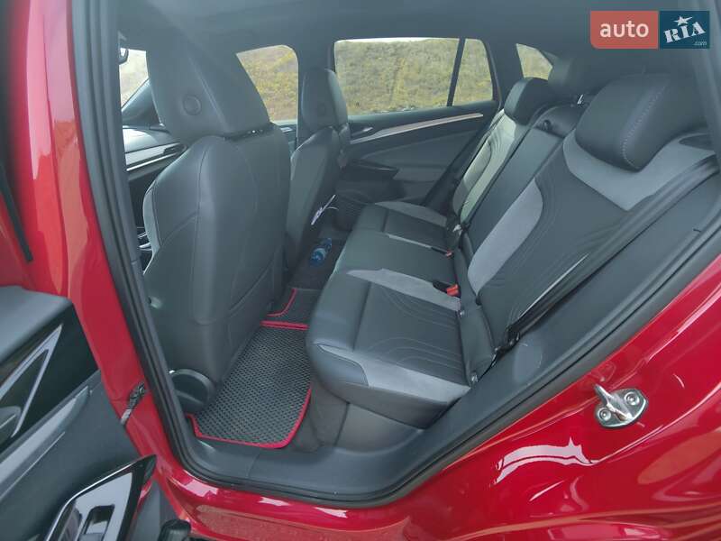 Внедорожник / Кроссовер Volkswagen ID.4 2021 в Одессе