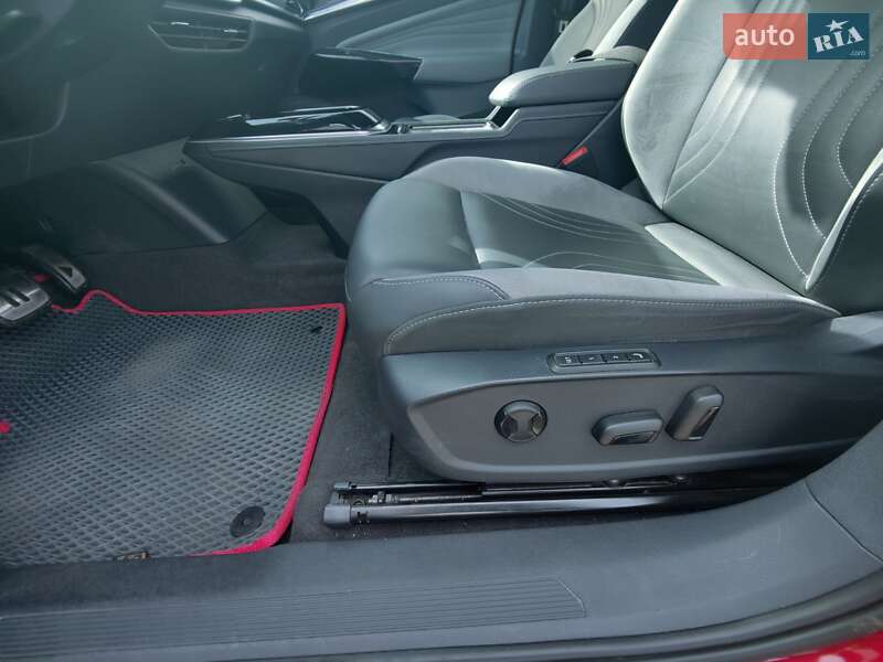 Внедорожник / Кроссовер Volkswagen ID.4 2021 в Одессе