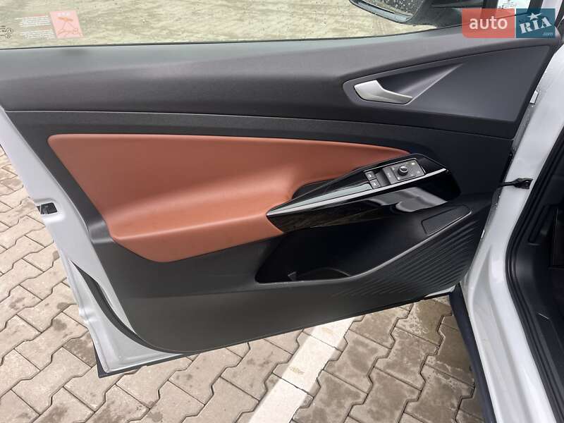 Внедорожник / Кроссовер Volkswagen ID.4 2021 в Луцке
