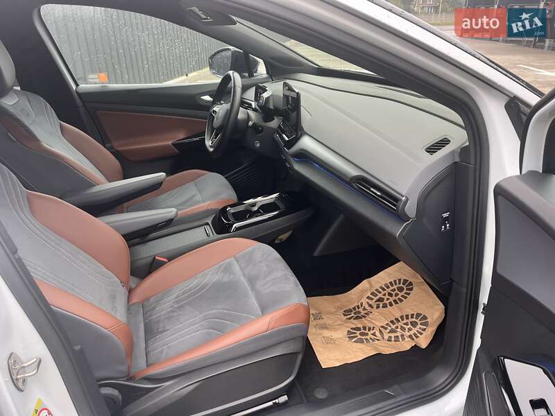 Внедорожник / Кроссовер Volkswagen ID.4 2021 в Луцке
