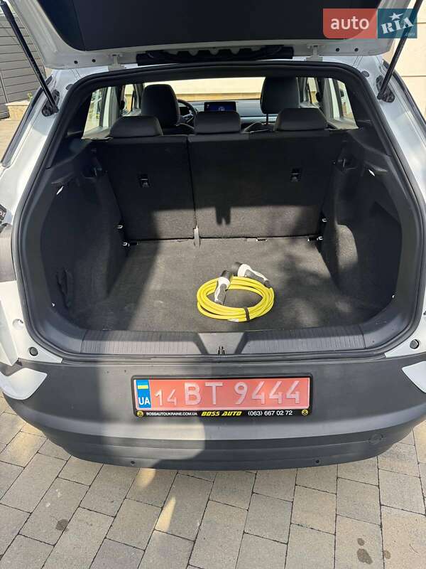 Внедорожник / Кроссовер Volkswagen ID.4 2022 в Львове фото 12 Внедорожник / Кроссовер Volkswagen ID.4 2022 в Львове