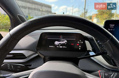 Внедорожник / Кроссовер Volkswagen ID.4 2021 в 