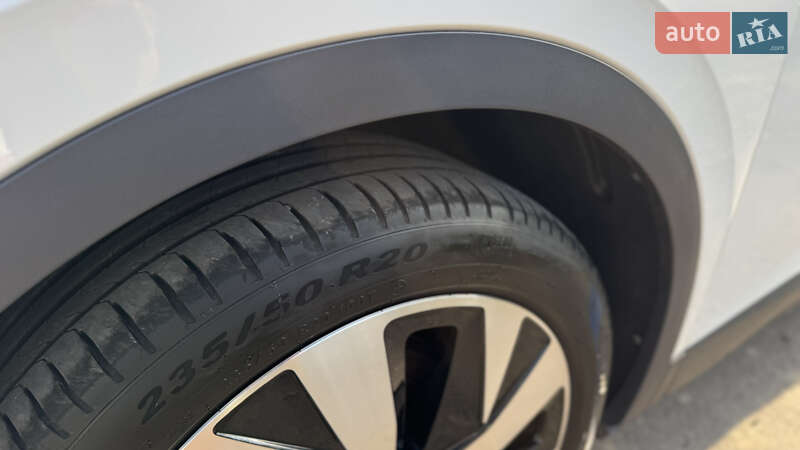 Внедорожник / Кроссовер Volkswagen ID.4 2021 в Ужгороде