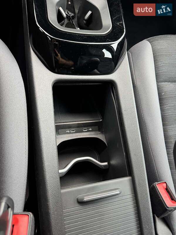 Внедорожник / Кроссовер Volkswagen ID.4 2023 в Львове