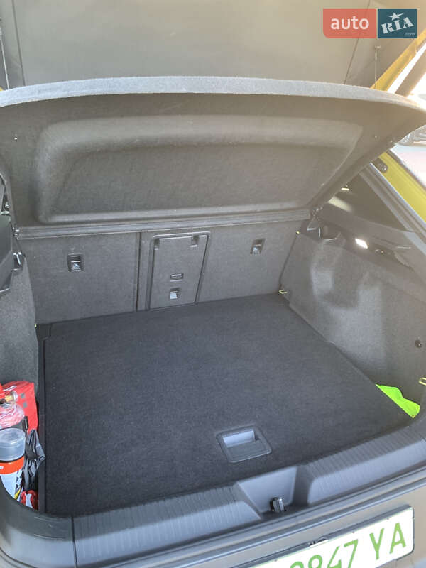 Внедорожник / Кроссовер Volkswagen ID.4 2021 в Ужгороде фото 5 Внедорожник / Кроссовер Volkswagen ID.4 2021 в Ужгороде