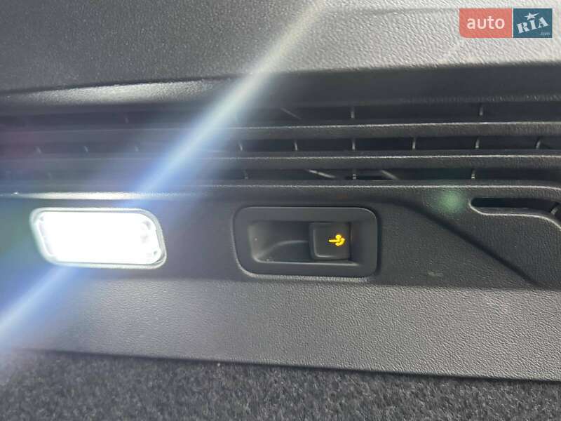 Внедорожник / Кроссовер Volkswagen ID.4 2023 в Львове