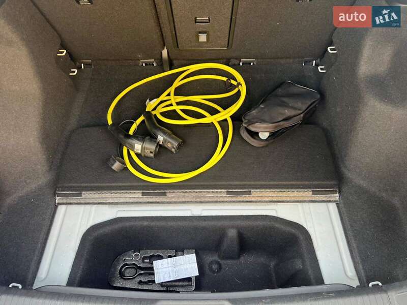 Позашляховик / Кросовер Volkswagen ID.4 2022 в Івано-Франківську