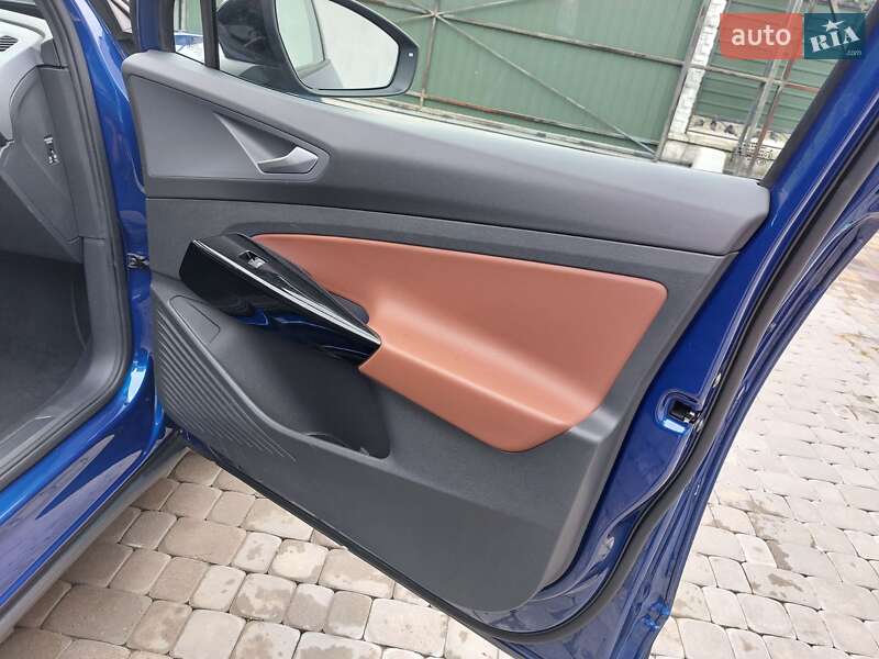 Внедорожник / Кроссовер Volkswagen ID.4 2021 в Тернополе