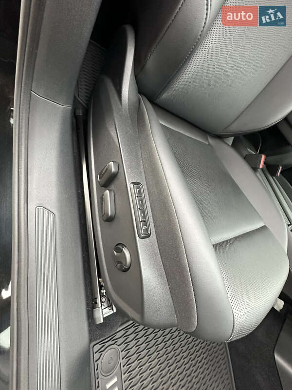 Позашляховик / Кросовер Volkswagen ID.4 2021 в Львові