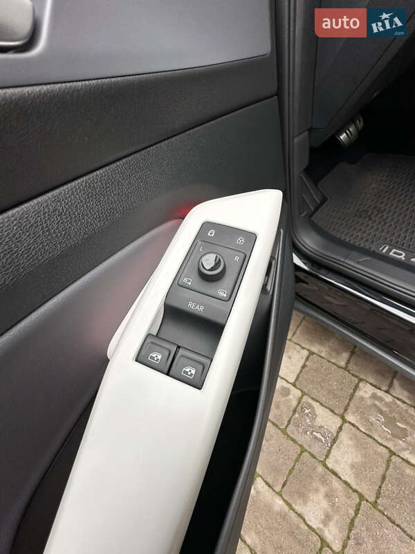 Позашляховик / Кросовер Volkswagen ID.4 2021 в Львові