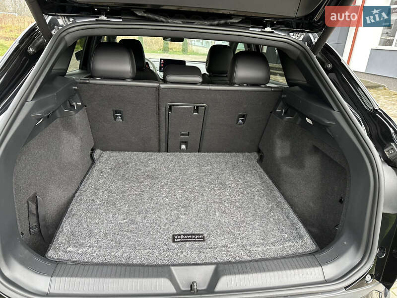 Позашляховик / Кросовер Volkswagen ID.4 2021 в Львові