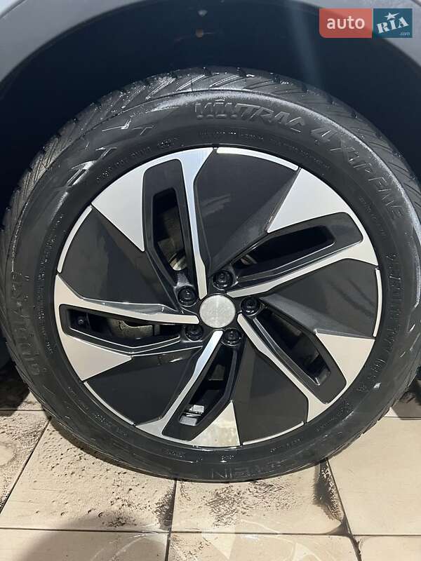 Позашляховик / Кросовер Volkswagen ID.4 2022 в Карлівці