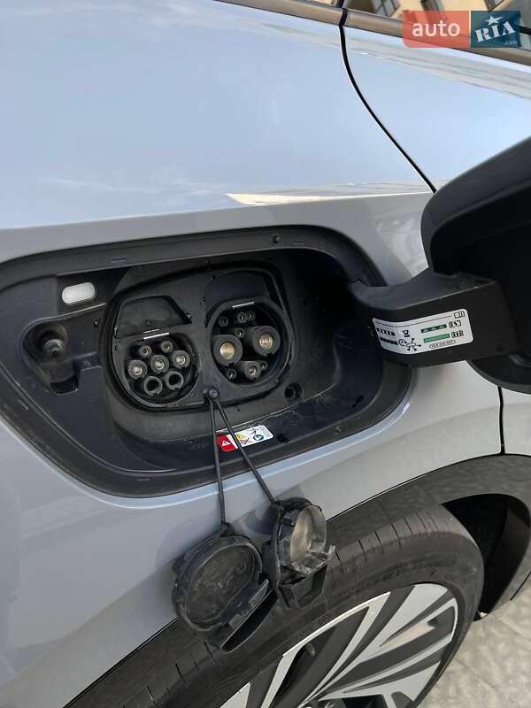 Внедорожник / Кроссовер Volkswagen ID.4 2021 в Львове фото 17 Внедорожник / Кроссовер Volkswagen ID.4 2021 в Львове