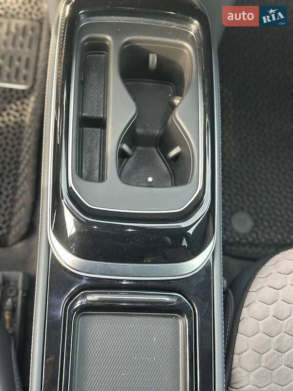 Внедорожник / Кроссовер Volkswagen ID.4 2023 в Одессе фото 31 Внедорожник / Кроссовер Volkswagen ID.4 2023 в Одессе