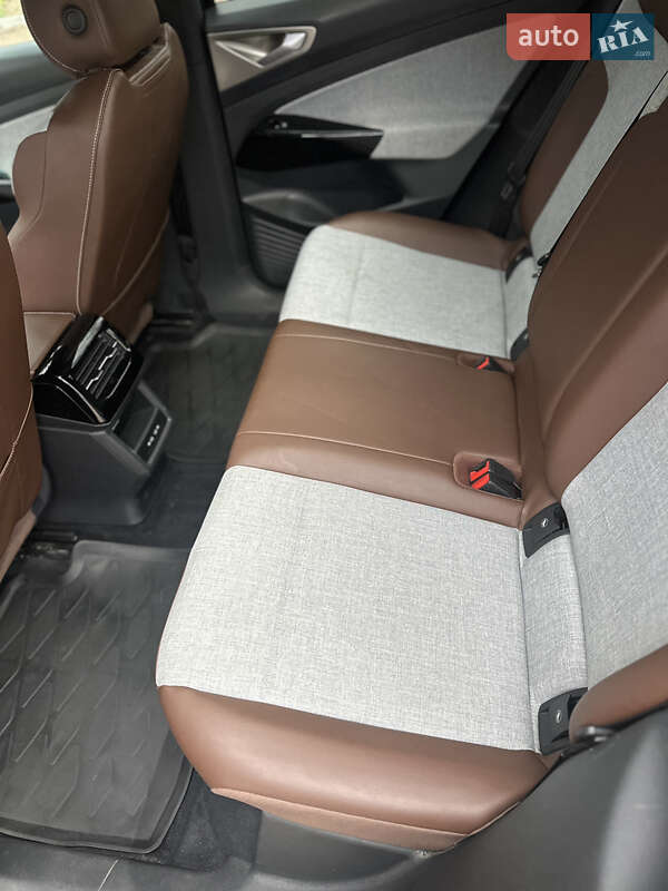 Позашляховик / Кросовер Volkswagen ID.4 2023 в Тернополі