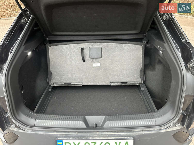 Позашляховик / Кросовер Volkswagen ID.4 2023 в Тернополі