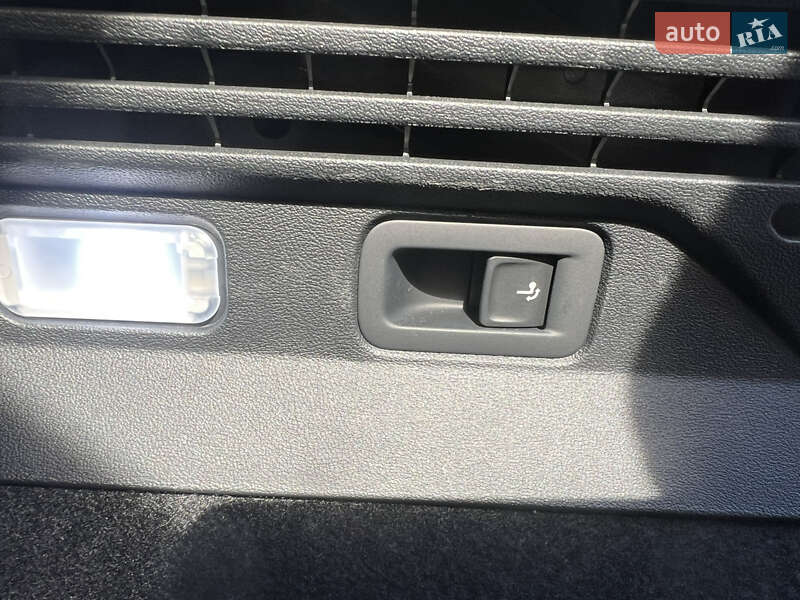 Внедорожник / Кроссовер Volkswagen ID.4 2024 в Кривом Роге фото 38 Внедорожник / Кроссовер Volkswagen ID.4 2024 в Кривом Роге