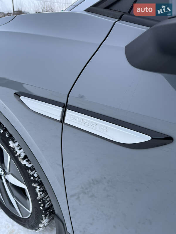 Позашляховик / Кросовер Volkswagen ID.4 2022 в Золочеві