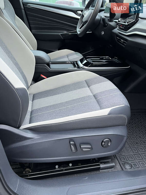 Позашляховик / Кросовер Volkswagen ID.4 2022 в Золочеві