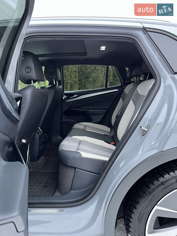 Позашляховик / Кросовер Volkswagen ID.4 2022 в Золочеві