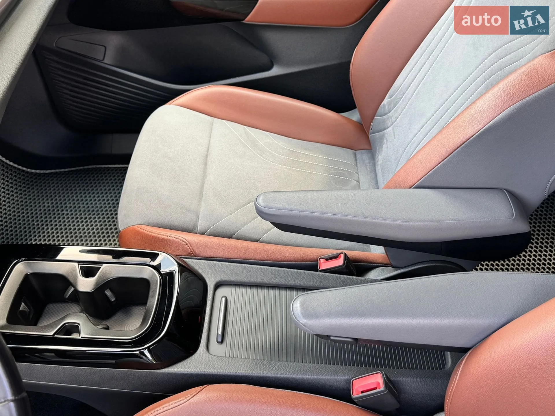 2020 Volkswagen ID.4 - мініатюра 31