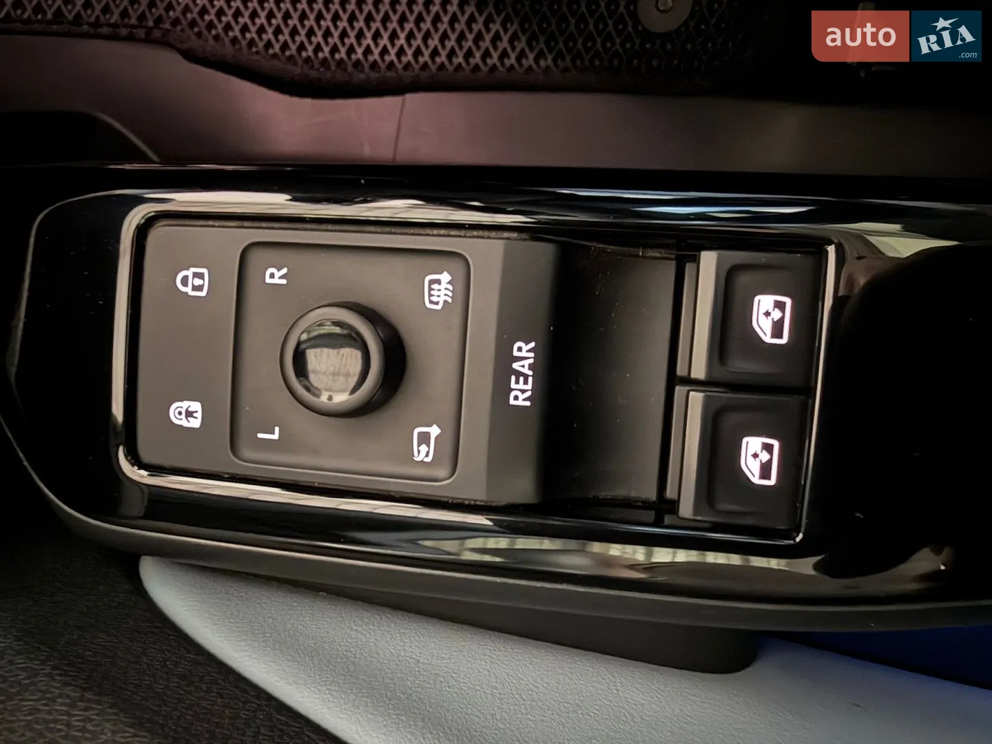 2022 Volkswagen ID.4 - мініатюра 21