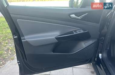Внедорожник / Кроссовер Volkswagen ID.5 2023 в 