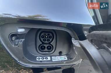 Внедорожник / Кроссовер Volkswagen ID.5 2023 в 